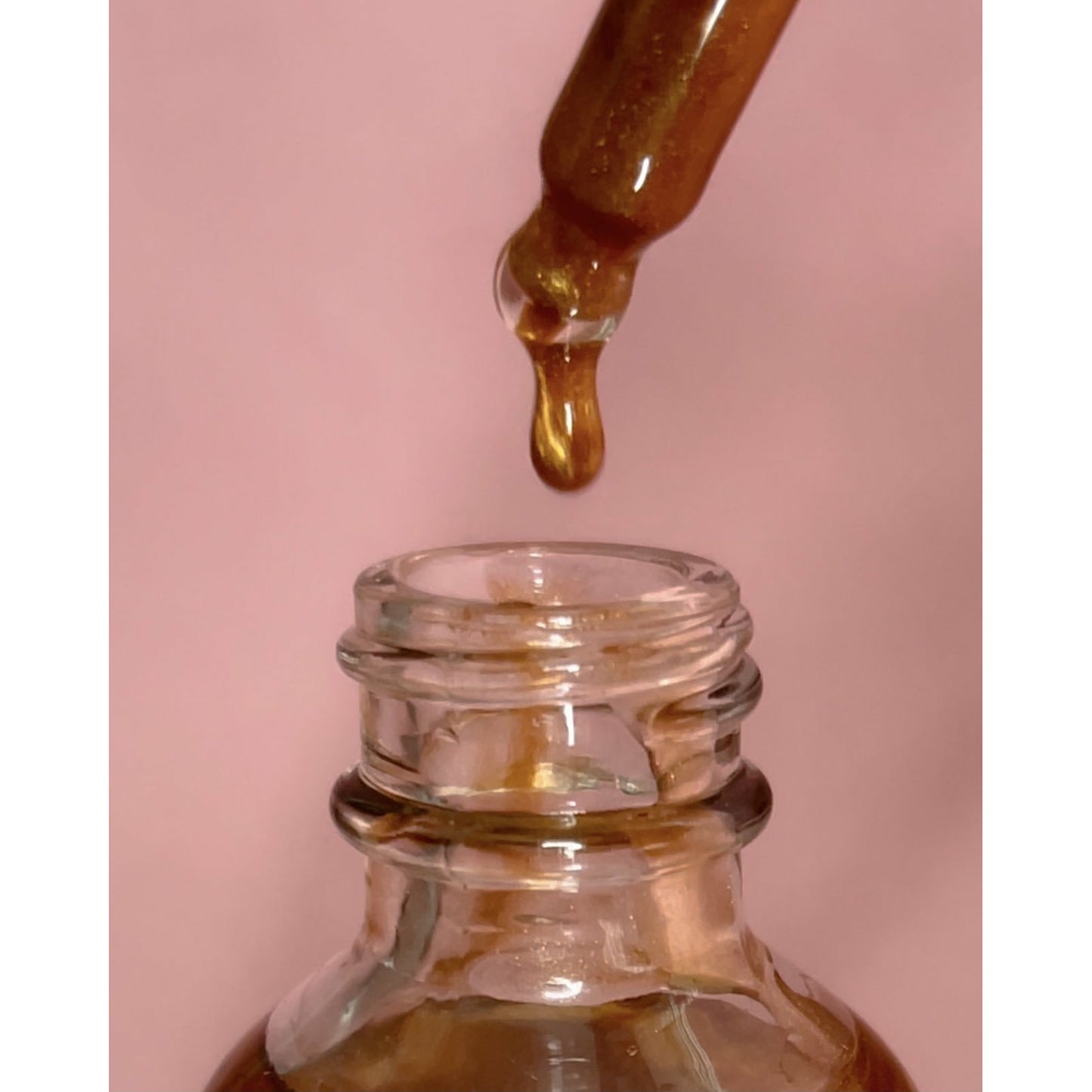 Shimmering Body Oil | Bronze Bombshell